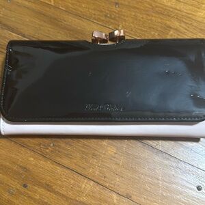 Ted Baker beautiful Waller